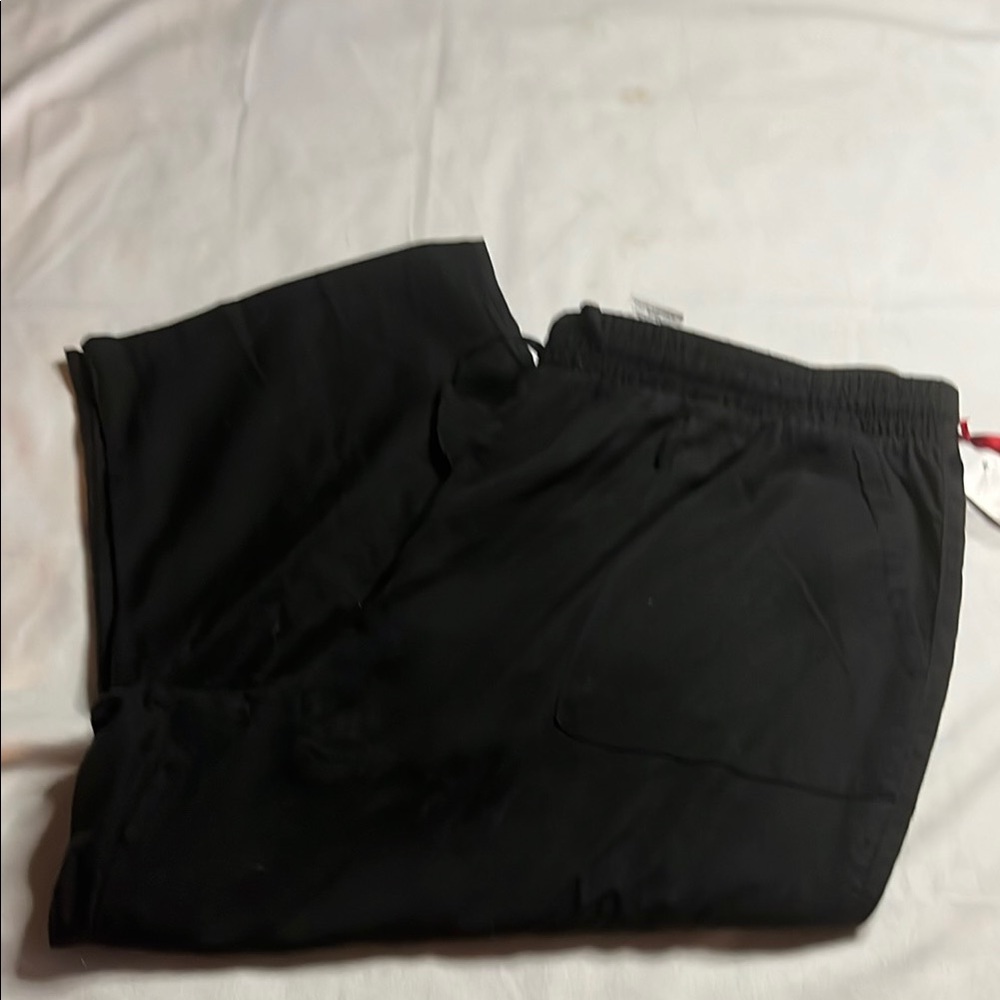 NWT Ruby Rd Black Capris